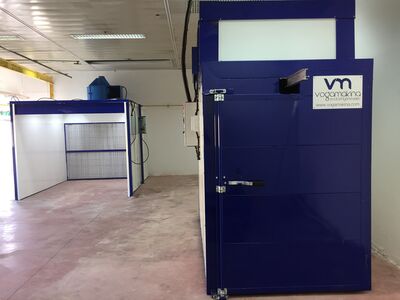 small oven and spray booth