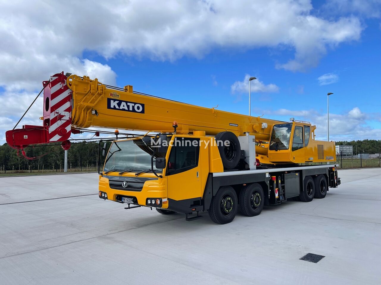 Kato NK-600Rx, 60 Ton Truck Mounted Crane Mobilkran